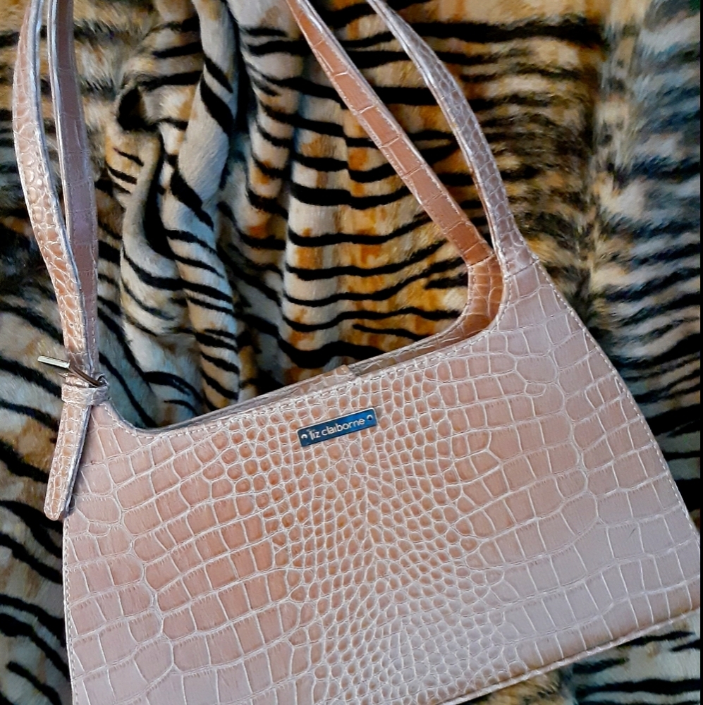 VINTAGE LIZ CLAIBORNE nude faux alligator purse